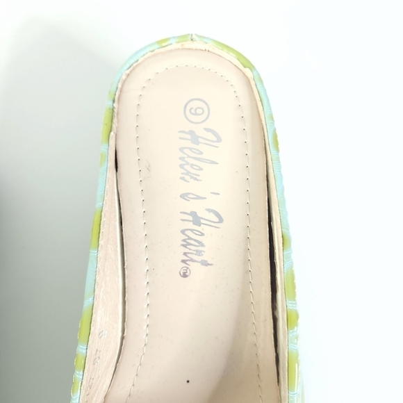 Helen's Heart open toe lime green and teal slides size 9 - Picture 8 of 8